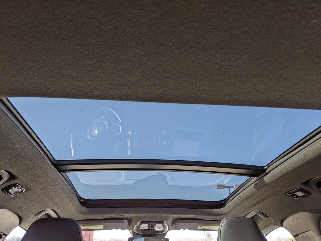 used 2023 Volvo XC40 Recharge Pure Electric car, priced at $29,313