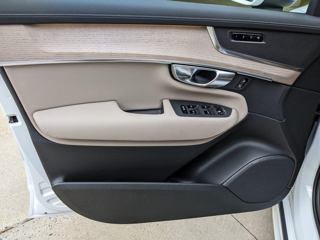 new 2026 Volvo XC90 car, priced at $61,770