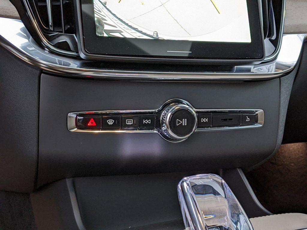 new 2026 Volvo XC90 car, priced at $61,770