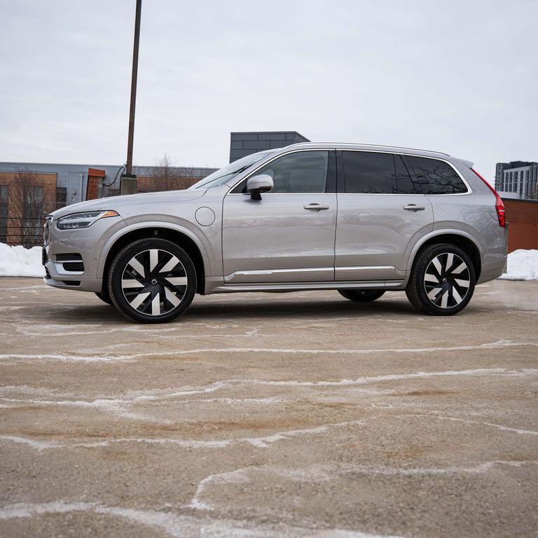 used 2024 Volvo XC90 Recharge Plug-In Hybrid car, priced at $51,000