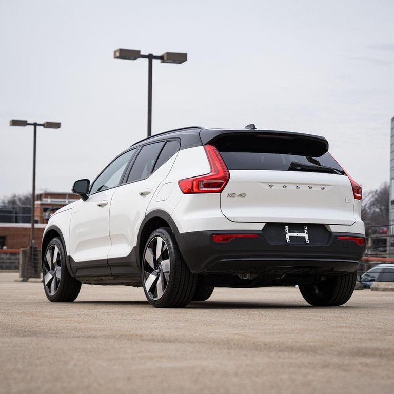 used 2024 Volvo XC40 Recharge Pure Electric car, priced at $37,500