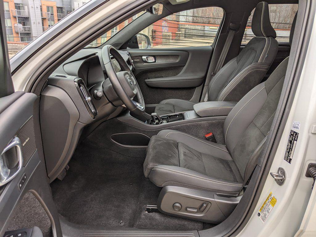 used 2024 Volvo XC40 Recharge Pure Electric car, priced at $34,000