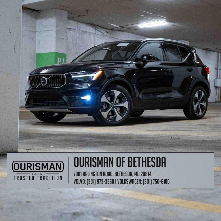 new 2025 Volvo XC40 car, priced at $42,500