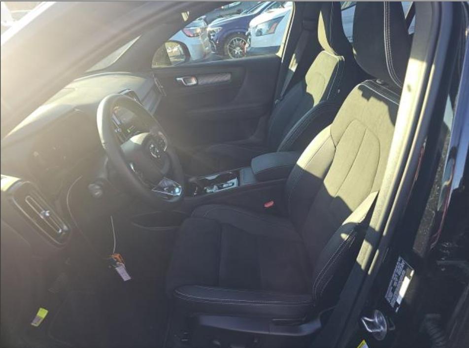 used 2025 Volvo XC40 car, priced at $33,000