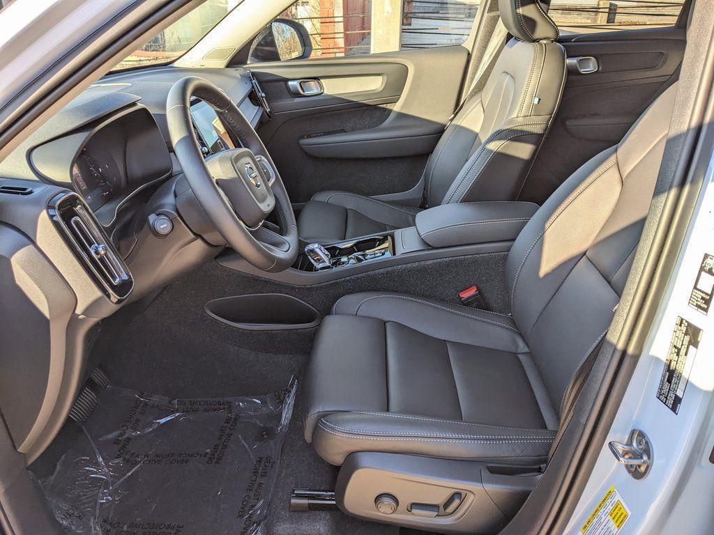 used 2026 Volvo XC40 car, priced at $44,500