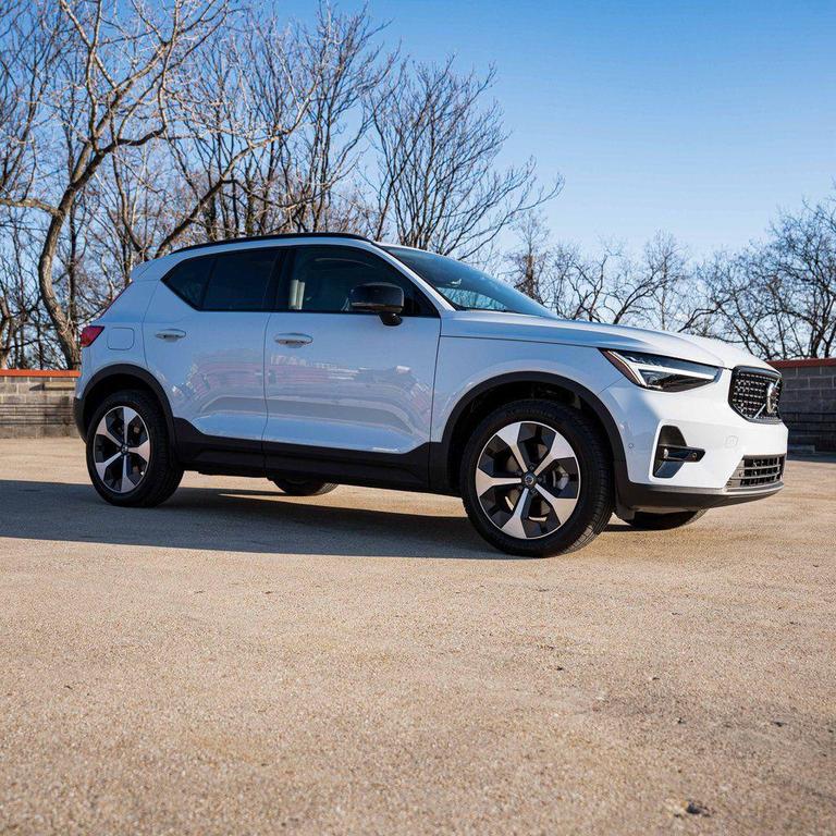 used 2026 Volvo XC40 car, priced at $44,500