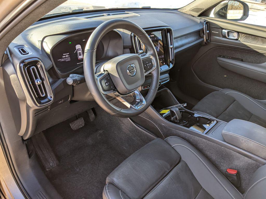 used 2023 Volvo XC40 Recharge Pure Electric car, priced at $29,500
