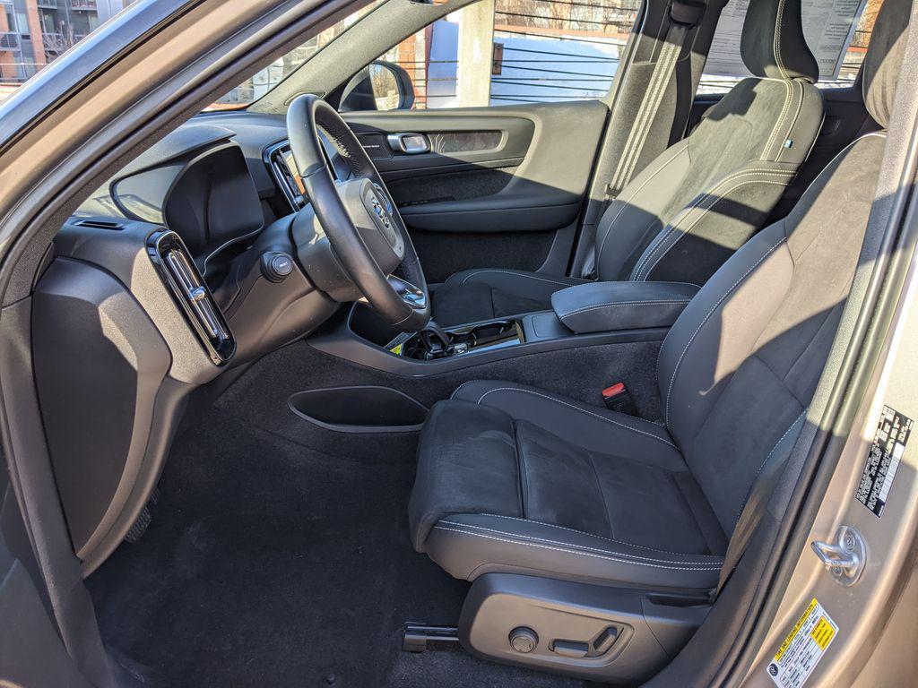 used 2023 Volvo XC40 Recharge Pure Electric car, priced at $29,500