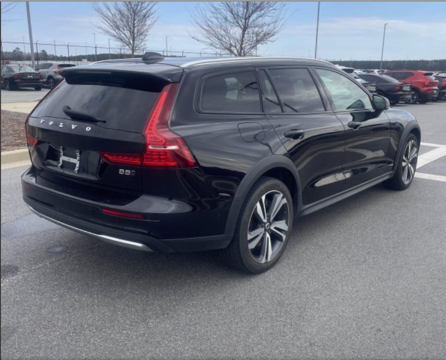 used 2025 Volvo V60 Cross Country car, priced at $36,500