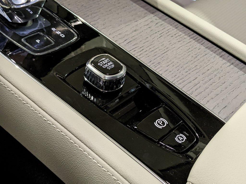 new 2026 Volvo XC90 car, priced at $74,875