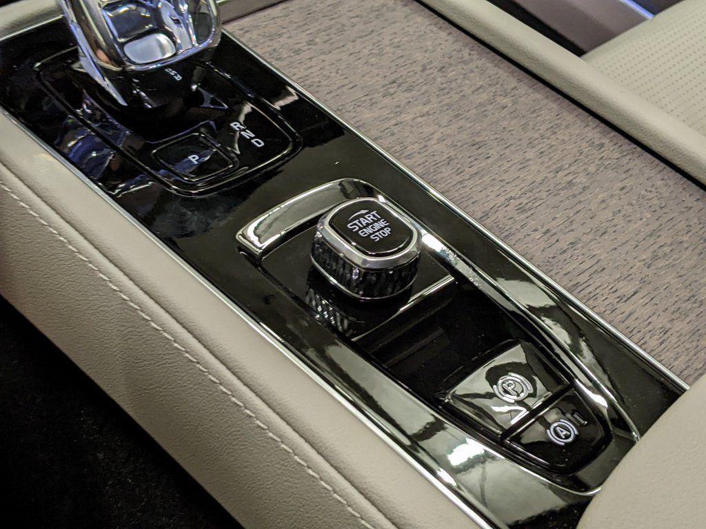 new 2026 Volvo XC90 car, priced at $74,923