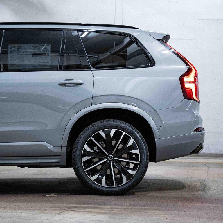 new 2026 Volvo XC90 car, priced at $74,923