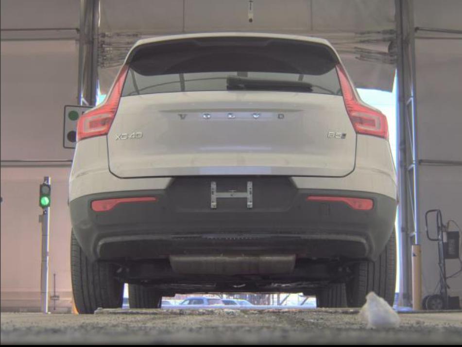 used 2025 Volvo XC40 car, priced at $34,000