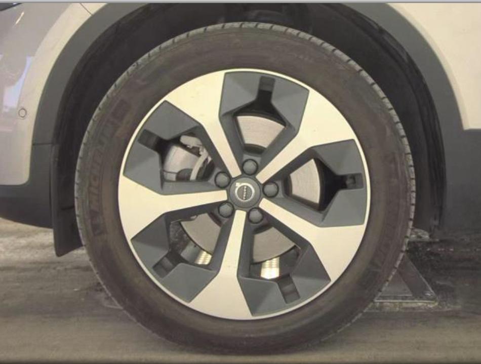 used 2025 Volvo XC40 car, priced at $34,000