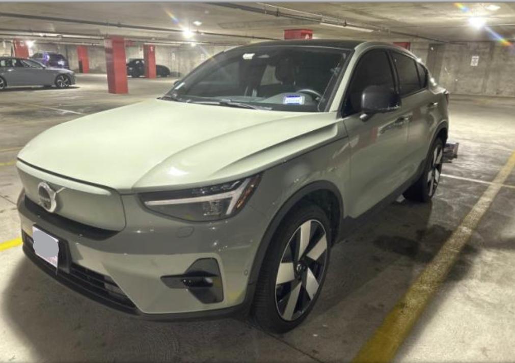 used 2023 Volvo C40 Recharge Pure Electric car, priced at $26,001