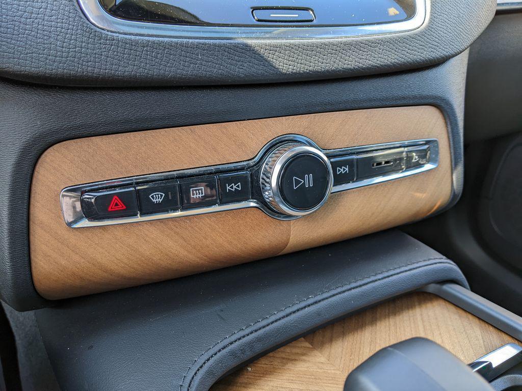 used 2023 Volvo XC90 Recharge Plug-In Hybrid car, priced at $43,327