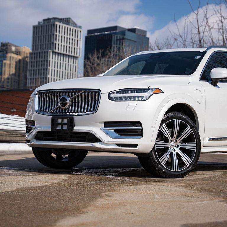 used 2023 Volvo XC90 Recharge Plug-In Hybrid car, priced at $43,327