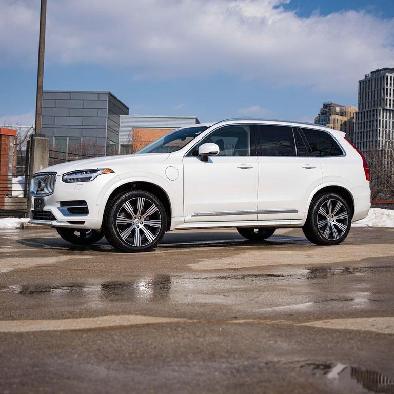 used 2023 Volvo XC90 Recharge Plug-In Hybrid car, priced at $43,327