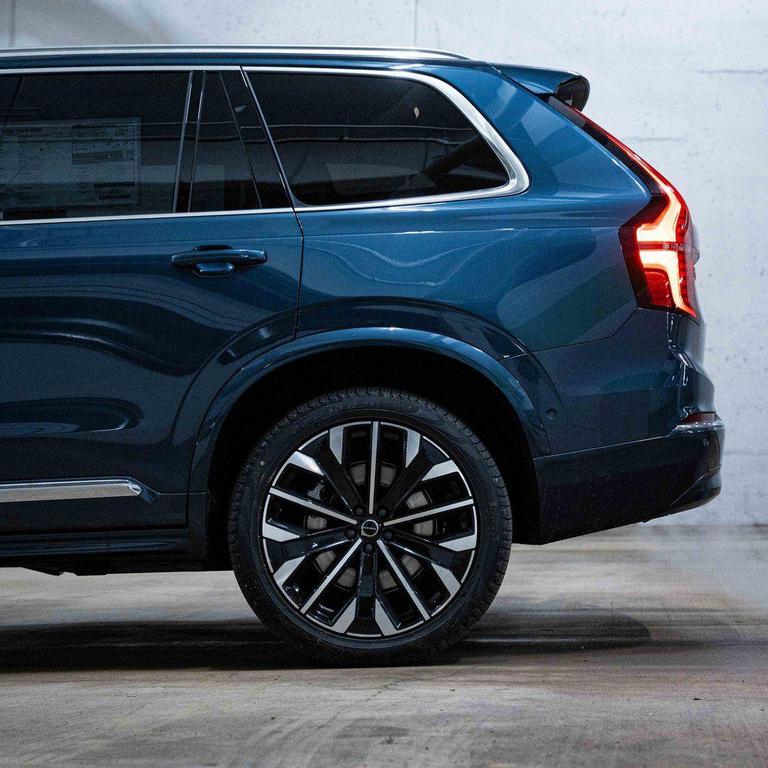 new 2026 Volvo XC90 Plug-In Hybrid car, priced at $81,875