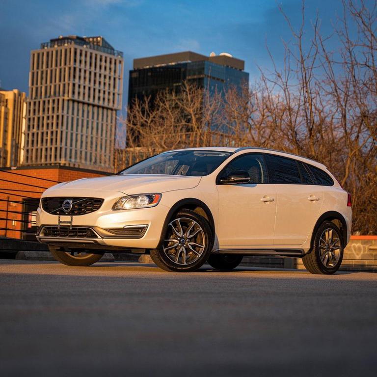 used 2016 Volvo V60 Cross Country car, priced at $14,500