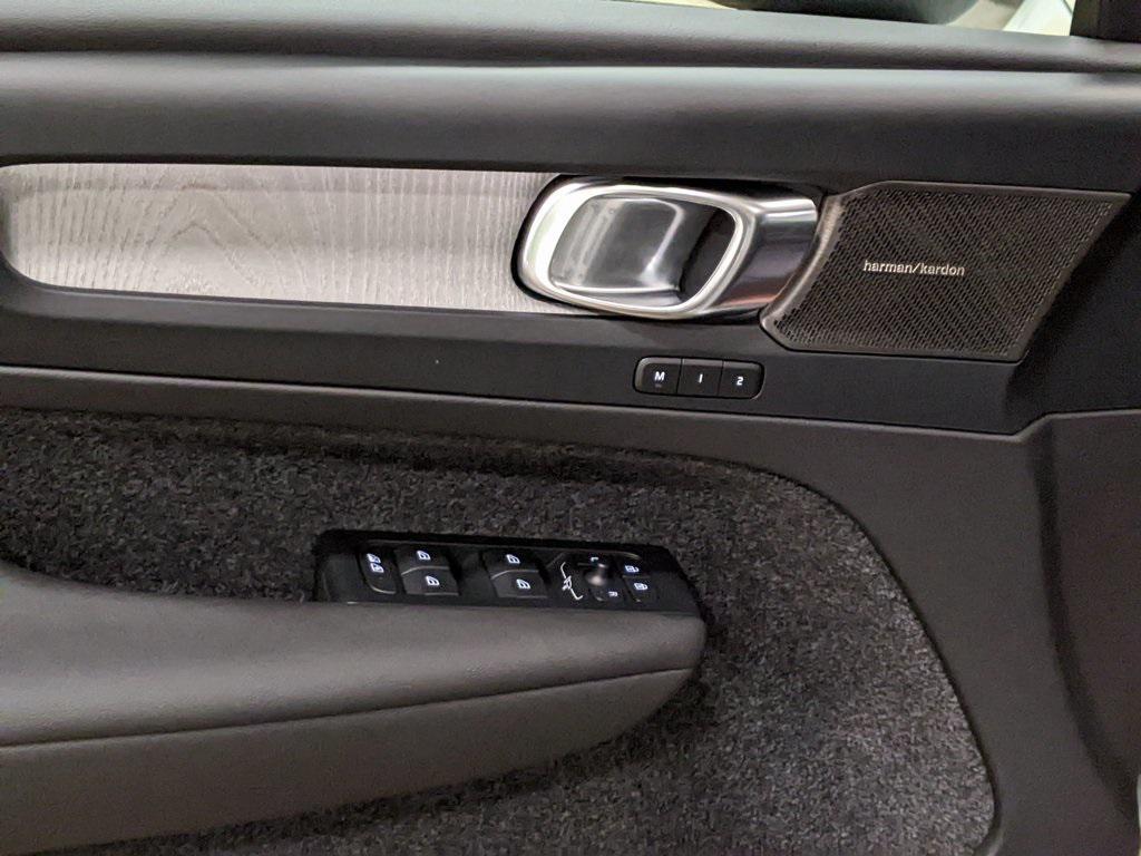 new 2026 Volvo XC40 car, priced at $51,250