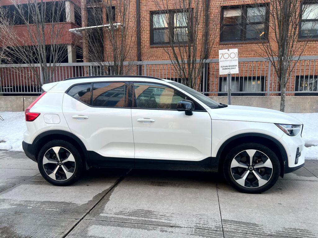 used 2025 Volvo XC40 car, priced at $33,500