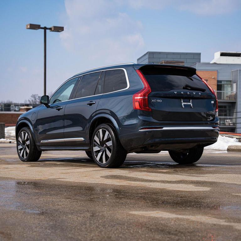used 2023 Volvo XC90 Recharge Plug-In Hybrid car, priced at $46,467