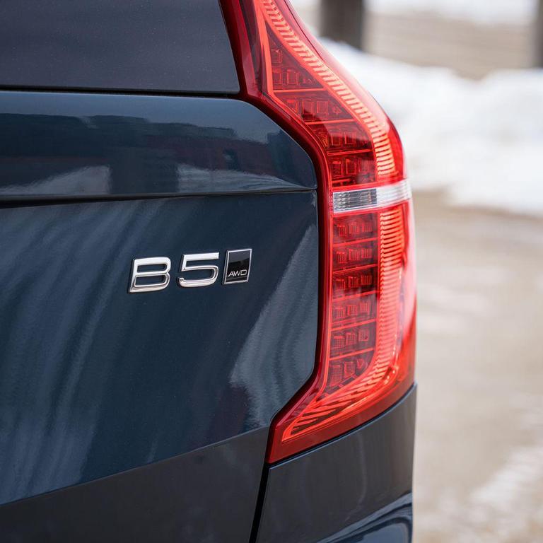 used 2024 Volvo XC90 car, priced at $41,500