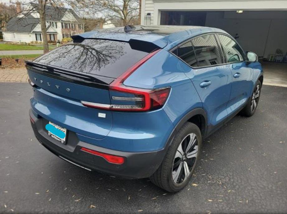 used 2023 Volvo C40 Recharge Pure Electric car, priced at $26,000