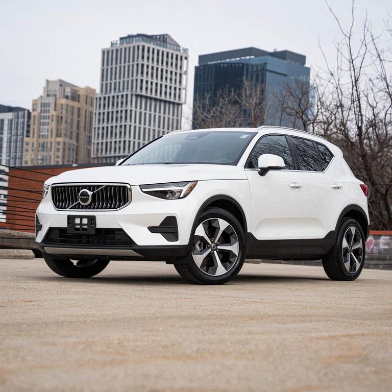 used 2025 Volvo XC40 car, priced at $28,334
