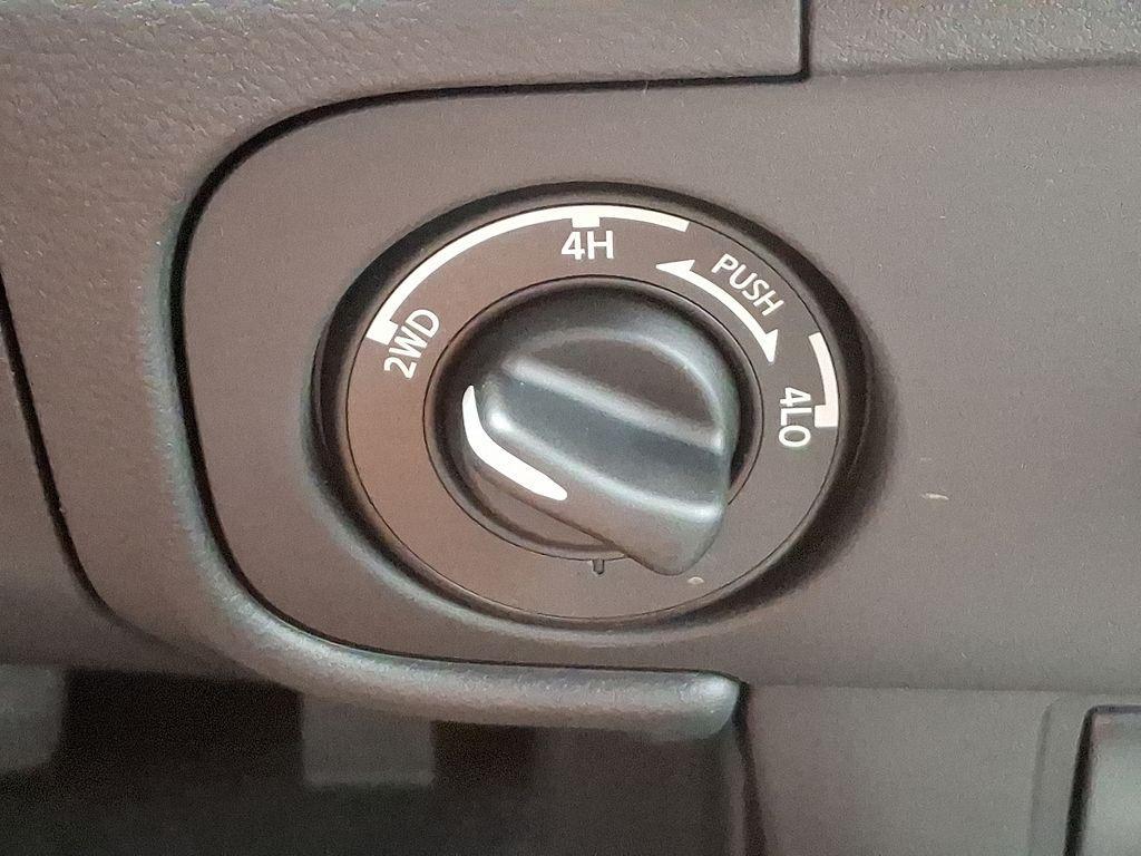 2025 Bluestone Pearl Nissan Frontier
