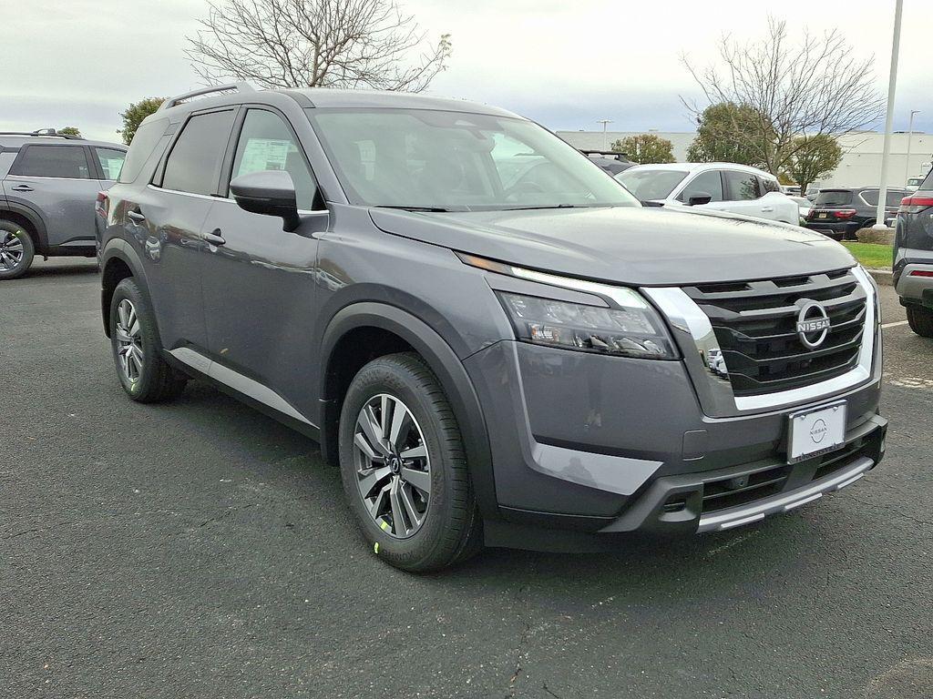 new 2025 Nissan Pathfinder car, priced at $46,255
