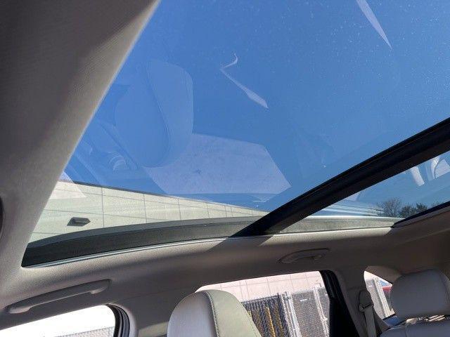 used 2022 Kia Sorento car, priced at $24,279