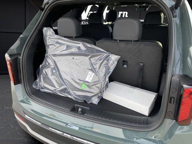 new 2026 Kia Sorento Hybrid car, priced at $47,515