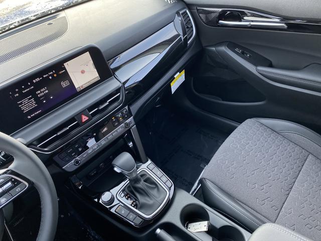 new 2026 Kia Seltos car, priced at $27,394