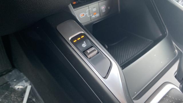 new 2026 Kia Sorento car, priced at $40,018