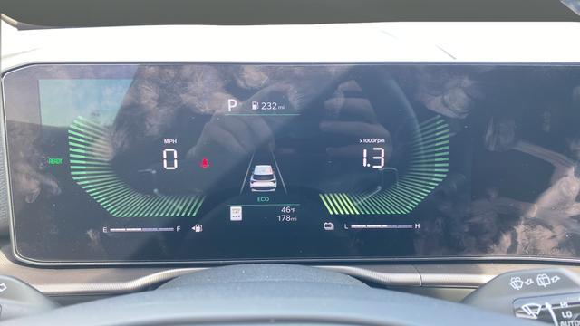 new 2026 Kia Sportage Hybrid car, priced at $34,376
