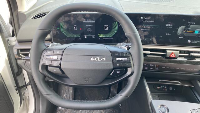 new 2026 Kia Sportage Hybrid car, priced at $34,376