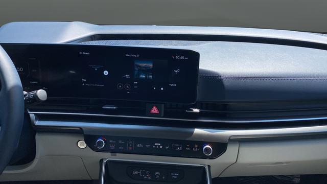 new 2026 Kia Carnival Hybrid car, priced at $54,427