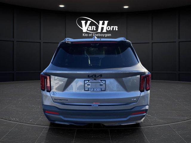 new 2026 Kia Sorento Hybrid car, priced at $46,915