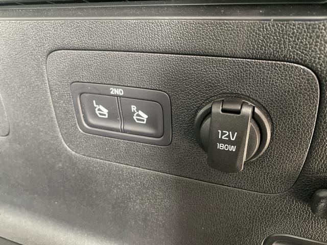 used 2022 Kia Sorento car, priced at $28,000