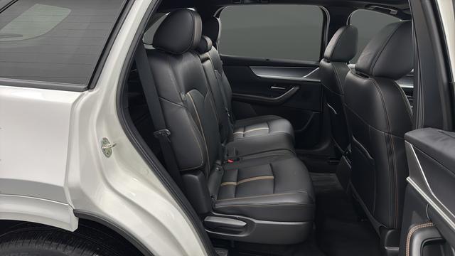 used 2025 Mazda CX-70 car, priced at $39,999