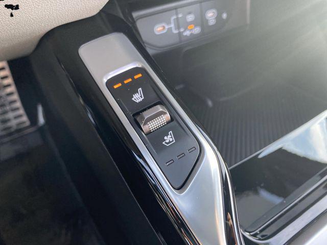 new 2026 Kia Sorento Hybrid car, priced at $47,669