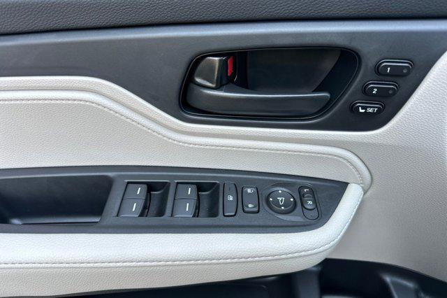 new 2026 Honda Odyssey car, priced at $45,775