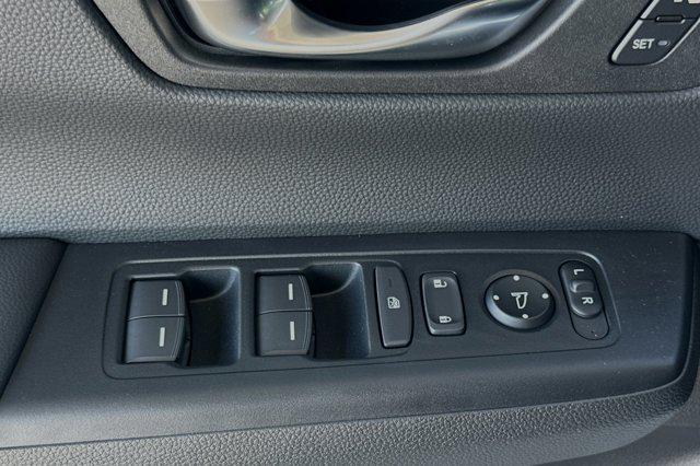 new 2025 Honda CR-V Hybrid car, priced at $40,200