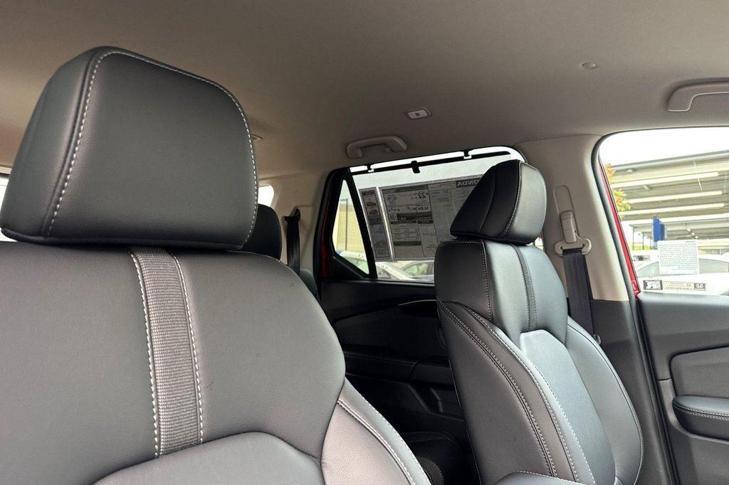 new 2026 Honda Pilot car, priced at $47,280