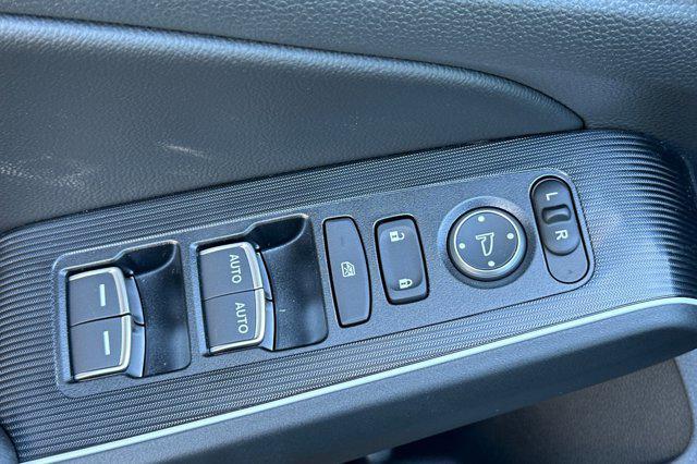 new 2026 Honda Civic Hybrid car, priced at $33,490