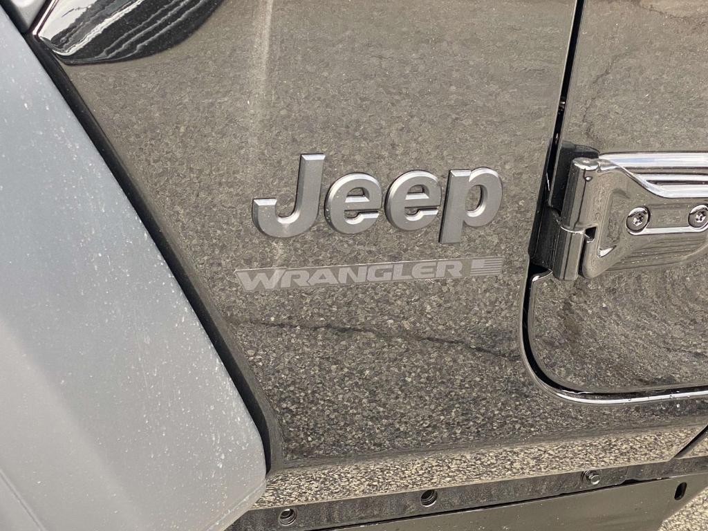 new 2026 Jeep Wrangler car, priced at $35,043