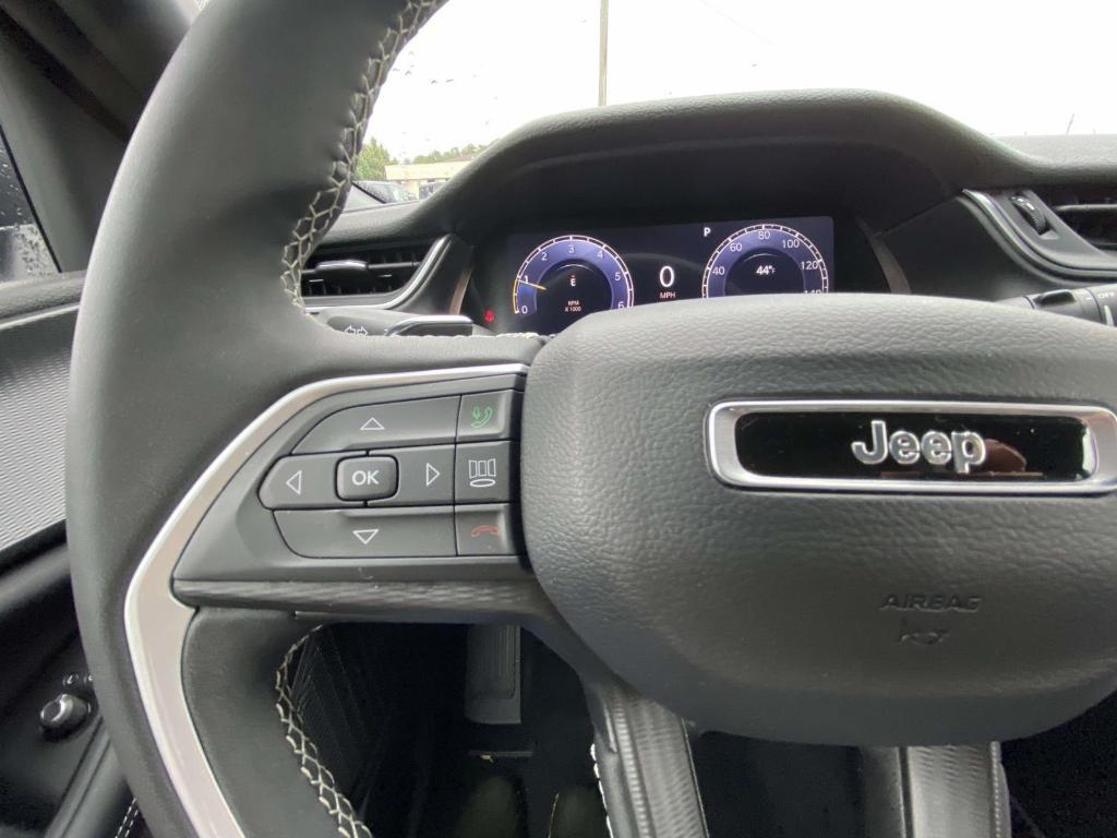 used 2024 Jeep Grand Cherokee car, priced at $26,997