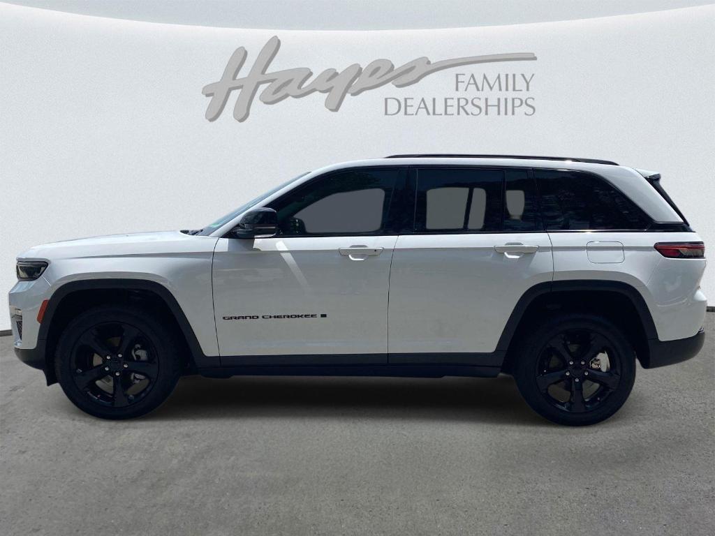 used 2023 Jeep Grand Cherokee car, priced at $31,087